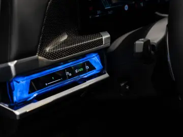 740 d xDrive M Sport Pro B&W Pano SurroundV