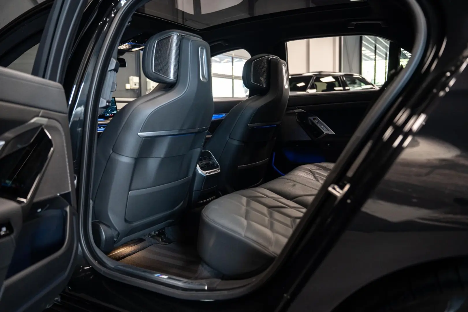 740 d xDrive M Sport Pro B&W Pano SurroundV