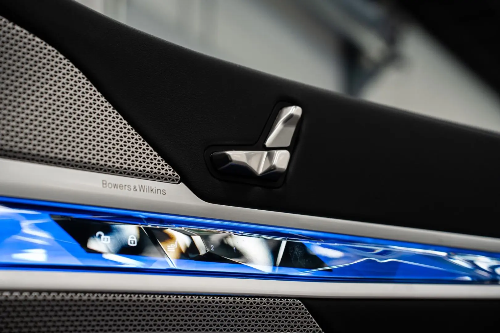 740 d xDrive M Sport Pro B&W Pano SurroundV