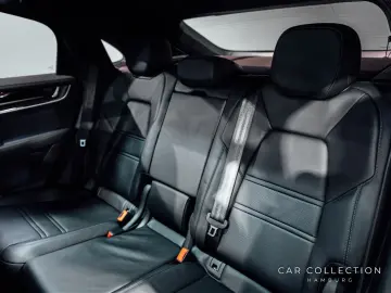 Cayenne E-Hybrid Bose  Carbon  Folie