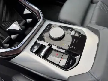 X3 20 xDr. M Sport AHK