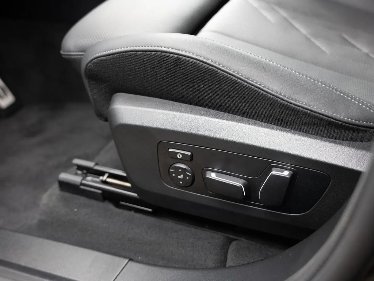 X3 xDrive 20d M-Sport AHK