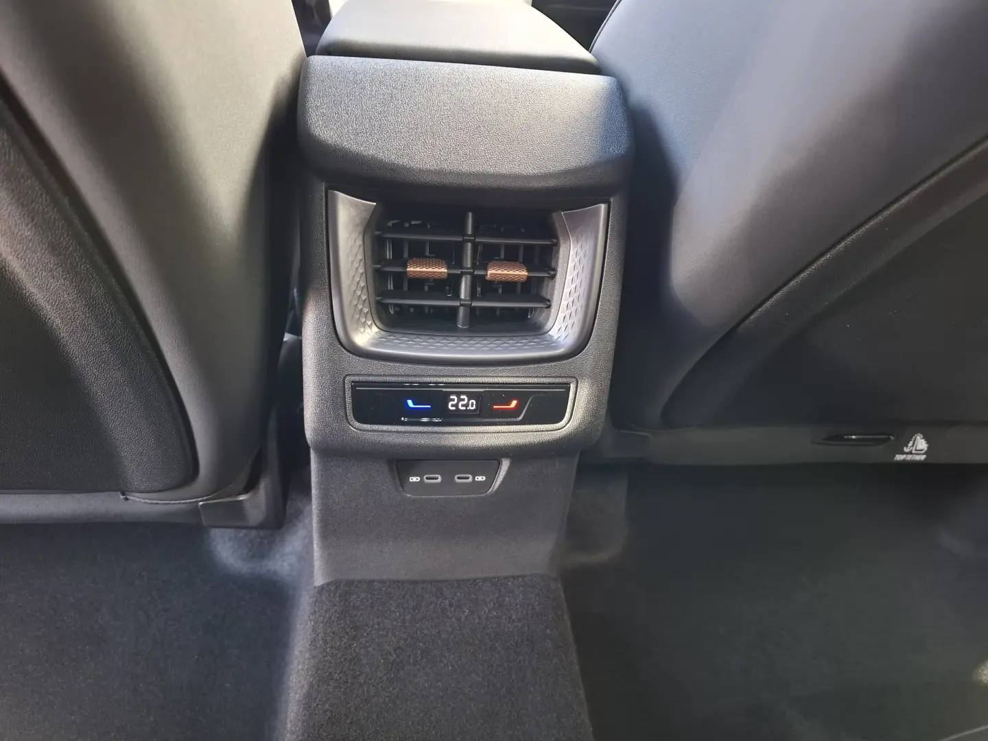 Cupra Terramar 1.5 eTSI 150CP A7 hibrid MHEV