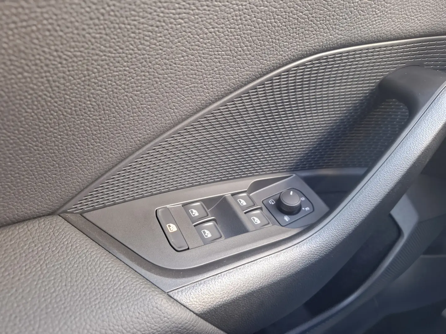 Skoda Octavia 2.0 TDI-- 150 CP DSG Selection