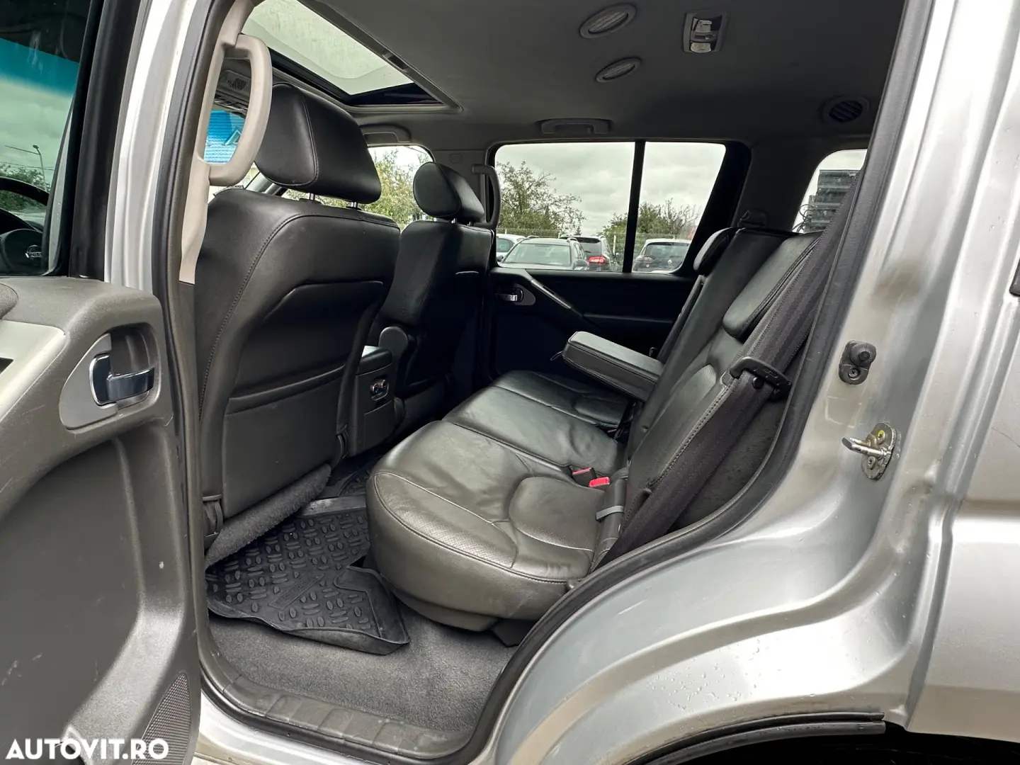 Nissan Pathfinder 2.5 dCi Aut LE Plus