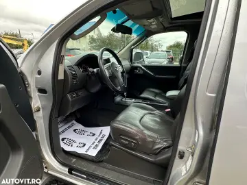 Nissan Pathfinder 2.5 dCi Aut LE Plus