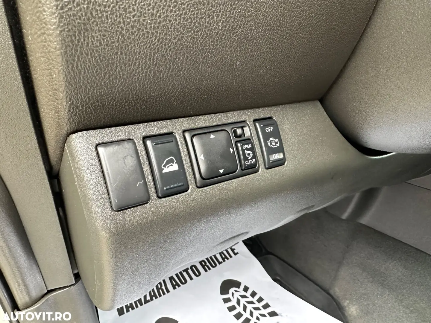 Nissan Pathfinder 2.5 dCi Aut LE Plus