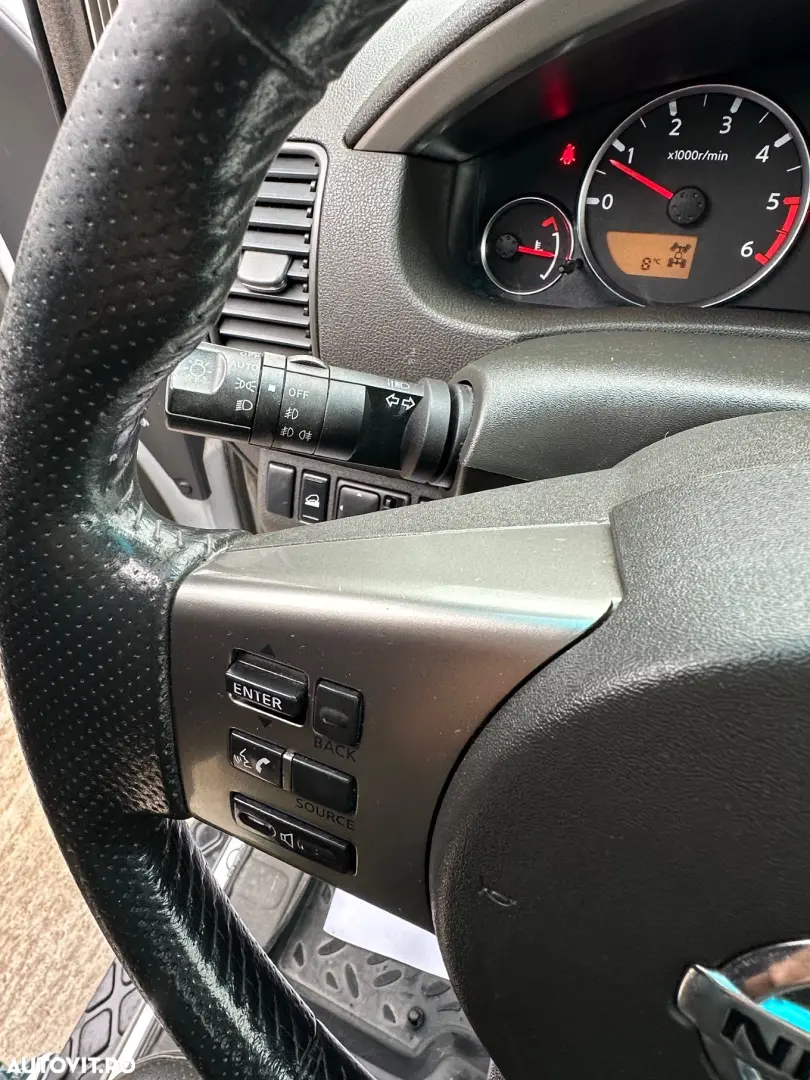 Nissan Pathfinder 2.5 dCi Aut LE Plus