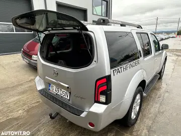 Nissan Pathfinder 2.5 dCi Aut LE Plus