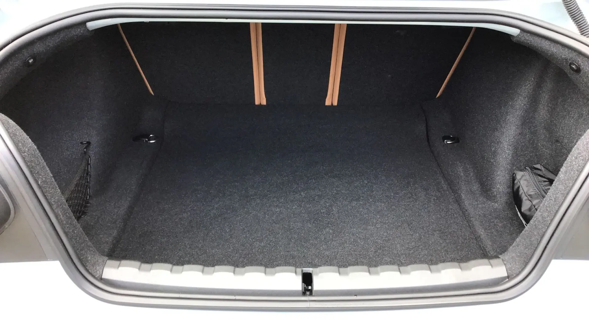 M2 Coupé Schaltgetriebe-Adaptives M Fahrwerk-Har