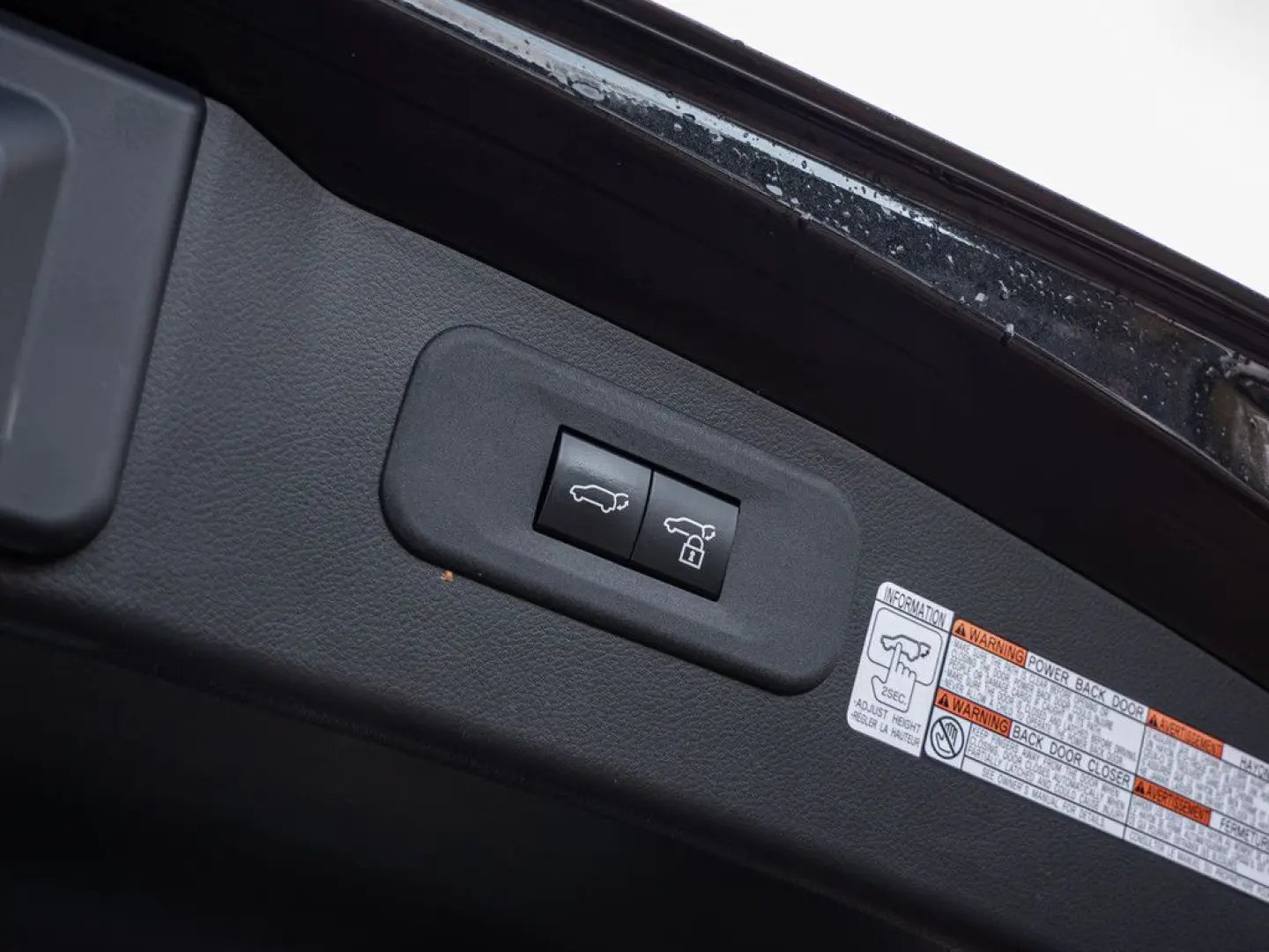 NX 450h   Executive ACC LED 360  Interieur-Pak.