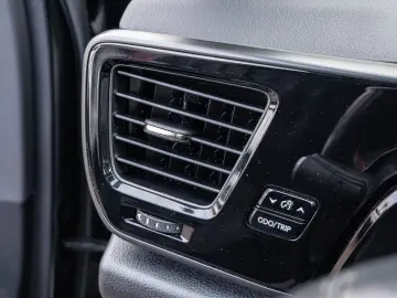 NX 450h   Executive ACC LED 360  Interieur-Pak.