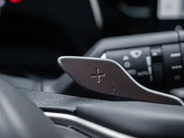 NX 450h   Executive ACC LED 360  Interieur-Pak.