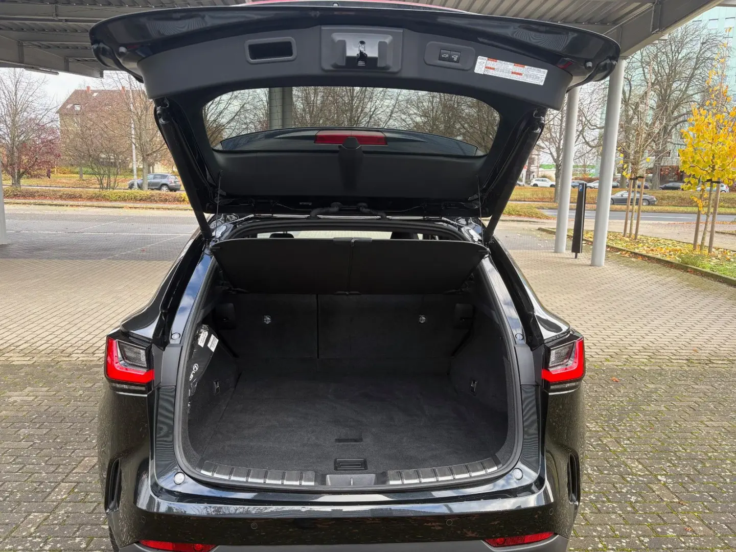 NX 450h  P-Navi  HUD  360   SHZ    -RESERVIERT-