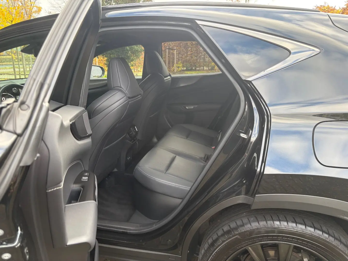 NX 450h  P-Navi  HUD  360   SHZ    -RESERVIERT-