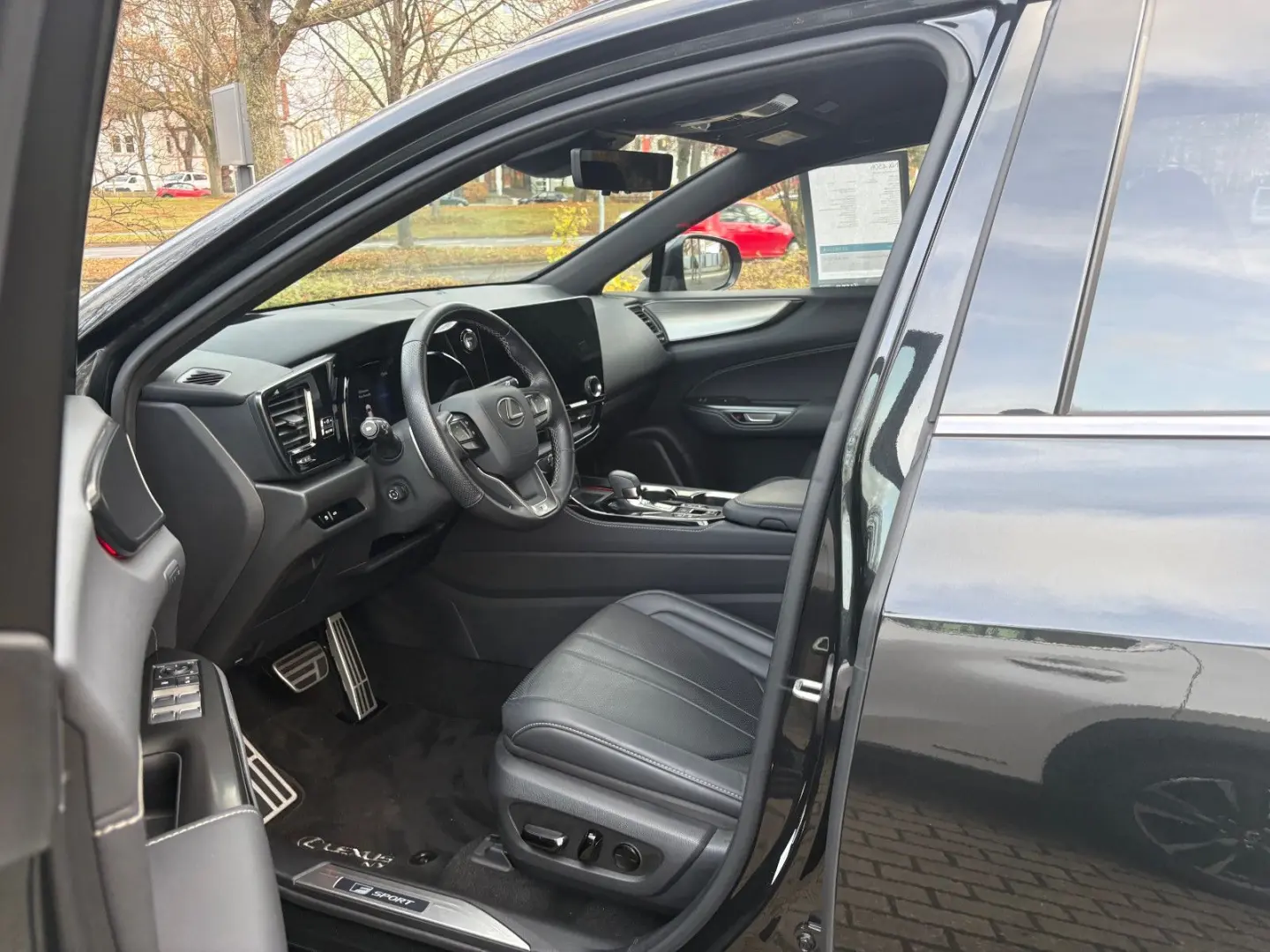 NX 450h  P-Navi  HUD  360   SHZ    -RESERVIERT-