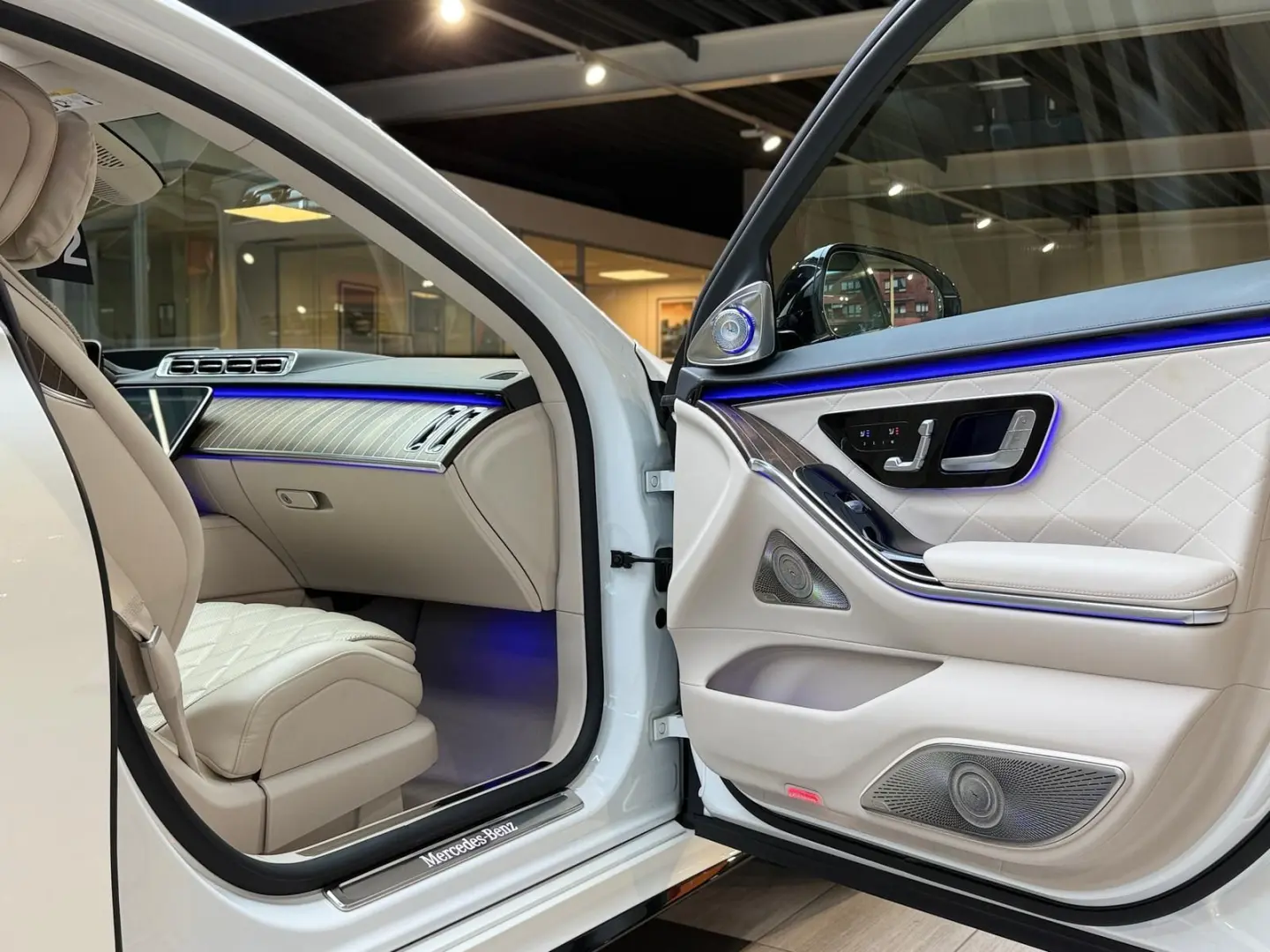 Mercedes-Benz S 400d 4M L AMG Burm4D 3xTV FirstClass