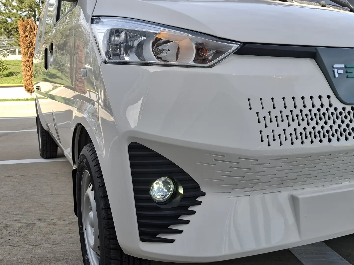 FEST E-BOX M---Autoutilitara--ELECTRIC