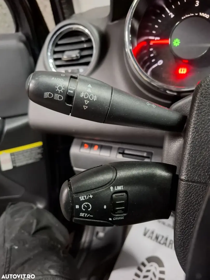 Peugeot 3008 1.6 HDI FAP Active