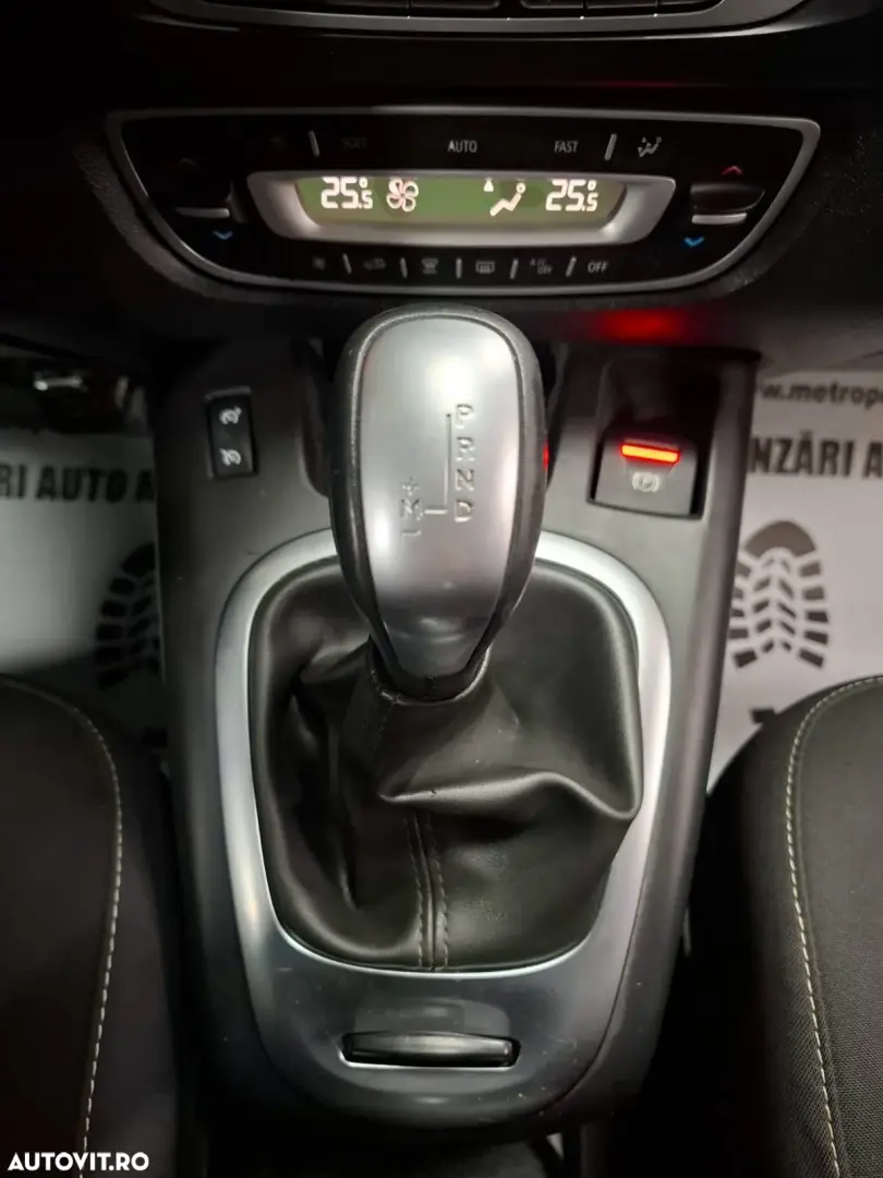 Renault Scenic ENERGY dCi 110 EDC LIMITED