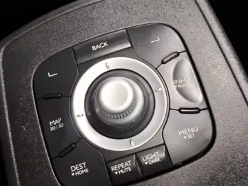 Renault Scenic ENERGY dCi 110 EDC LIMITED