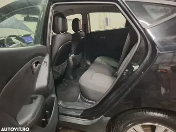 Hyundai Tucson blue 1.7 CRDi 2WD Style