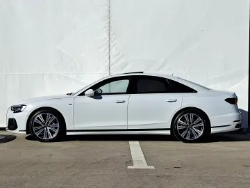 Audi A8 55 TFSI quattro Tiptronic MHEV