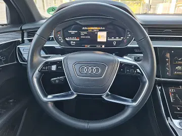 Audi A8 55 TFSI quattro Tiptronic MHEV