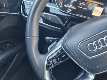 Audi A8 55 TFSI quattro Tiptronic MHEV