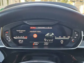 Audi A8 55 TFSI quattro Tiptronic MHEV