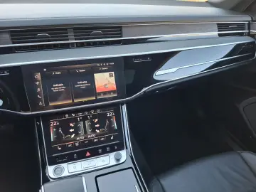 Audi A8 55 TFSI quattro Tiptronic MHEV