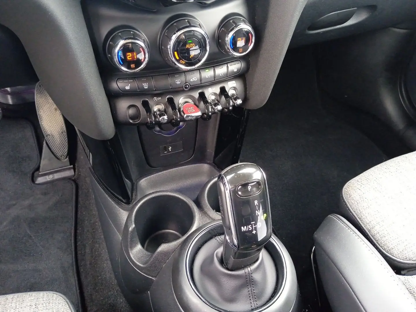 Cooper 1.5 LED Sitzheizung PDC Tempomat Klimaaut