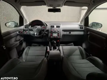 Volkswagen Touran 1.6 TDI BlueMotion Technology Highline