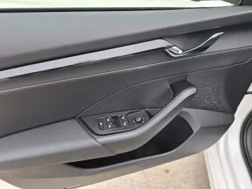 Skoda Octavia 2.0 TDI DSG Ambition