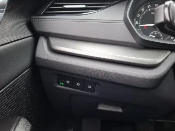 Skoda Octavia 2.0 TDI DSG Ambition