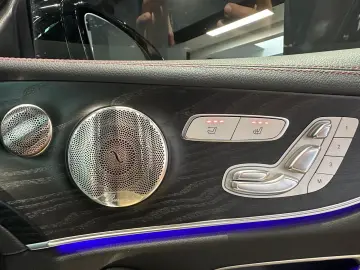 E 53 AMG 4M COUPE SPORTABGAS DISTRO PANO 360  HE