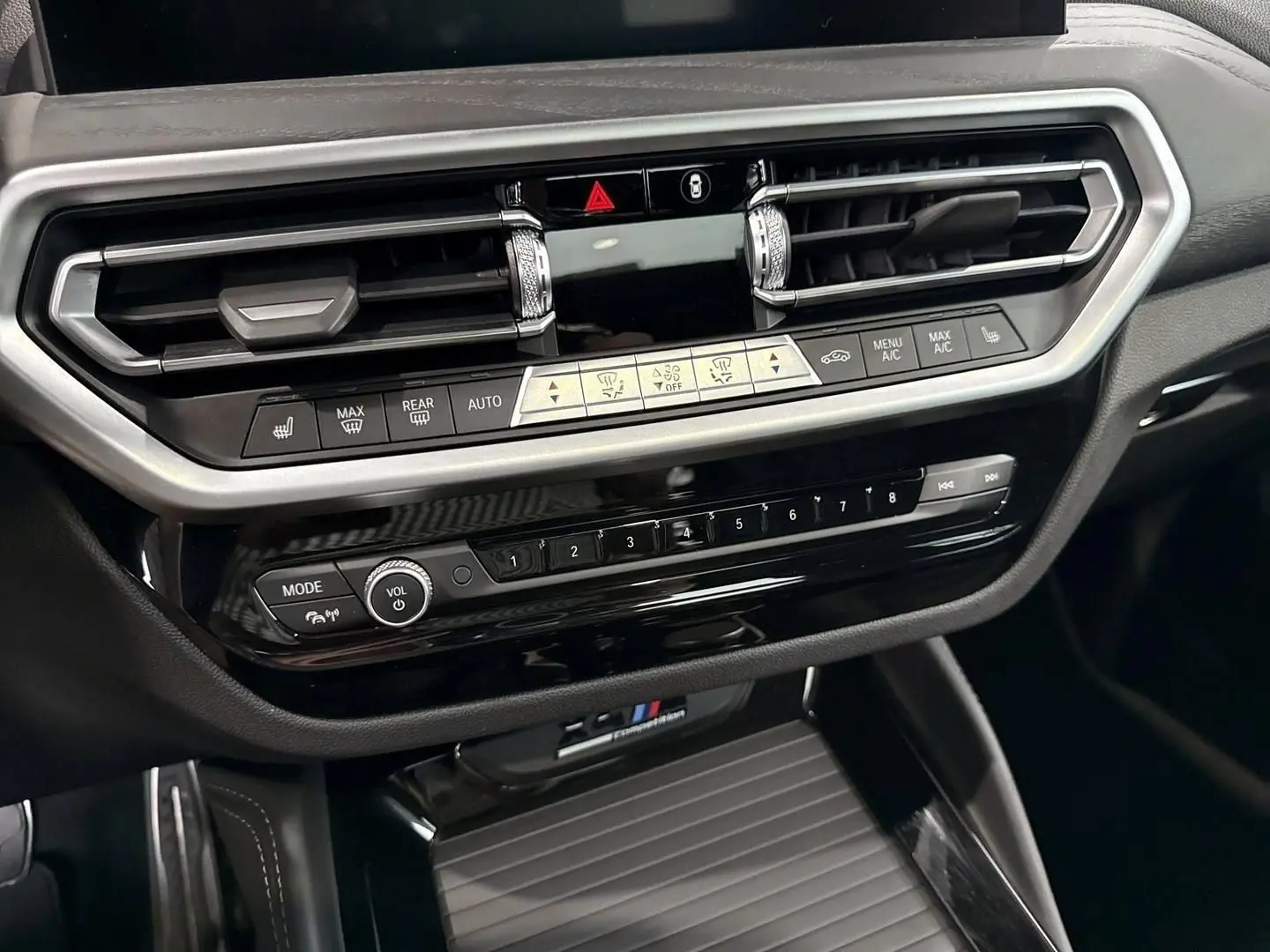 X4 M HUD AD El. Panodach Panorama Navi Leder Dig