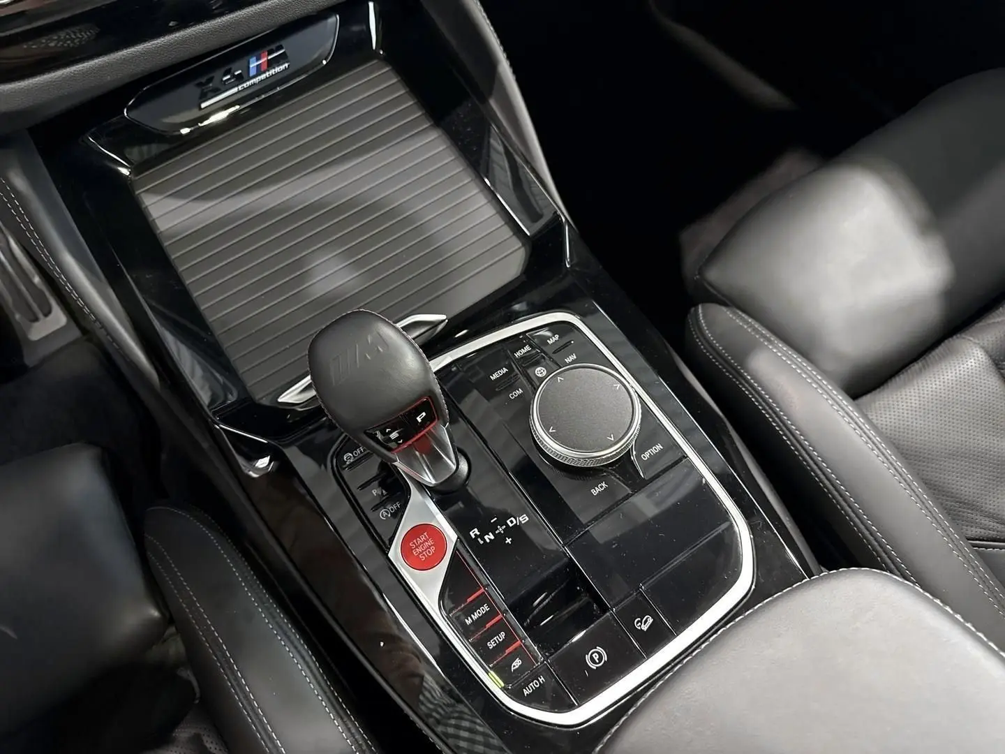 X4 M HUD AD El. Panodach Panorama Navi Leder Dig