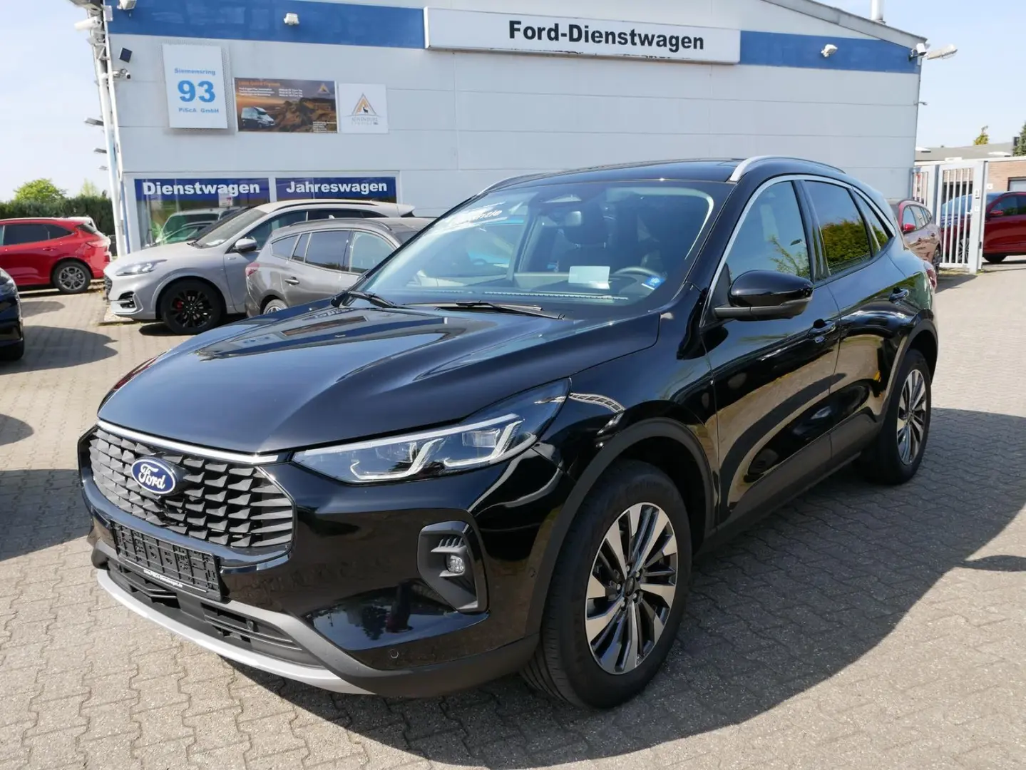 Kuga Hybrid Titanium