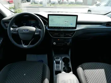 Kuga Hybrid Titanium