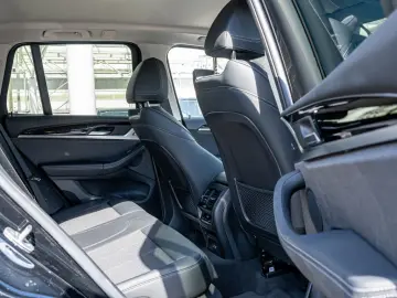 X3 xDrive20i xLine HUD LED NAVI KAMERA SHZ PDC