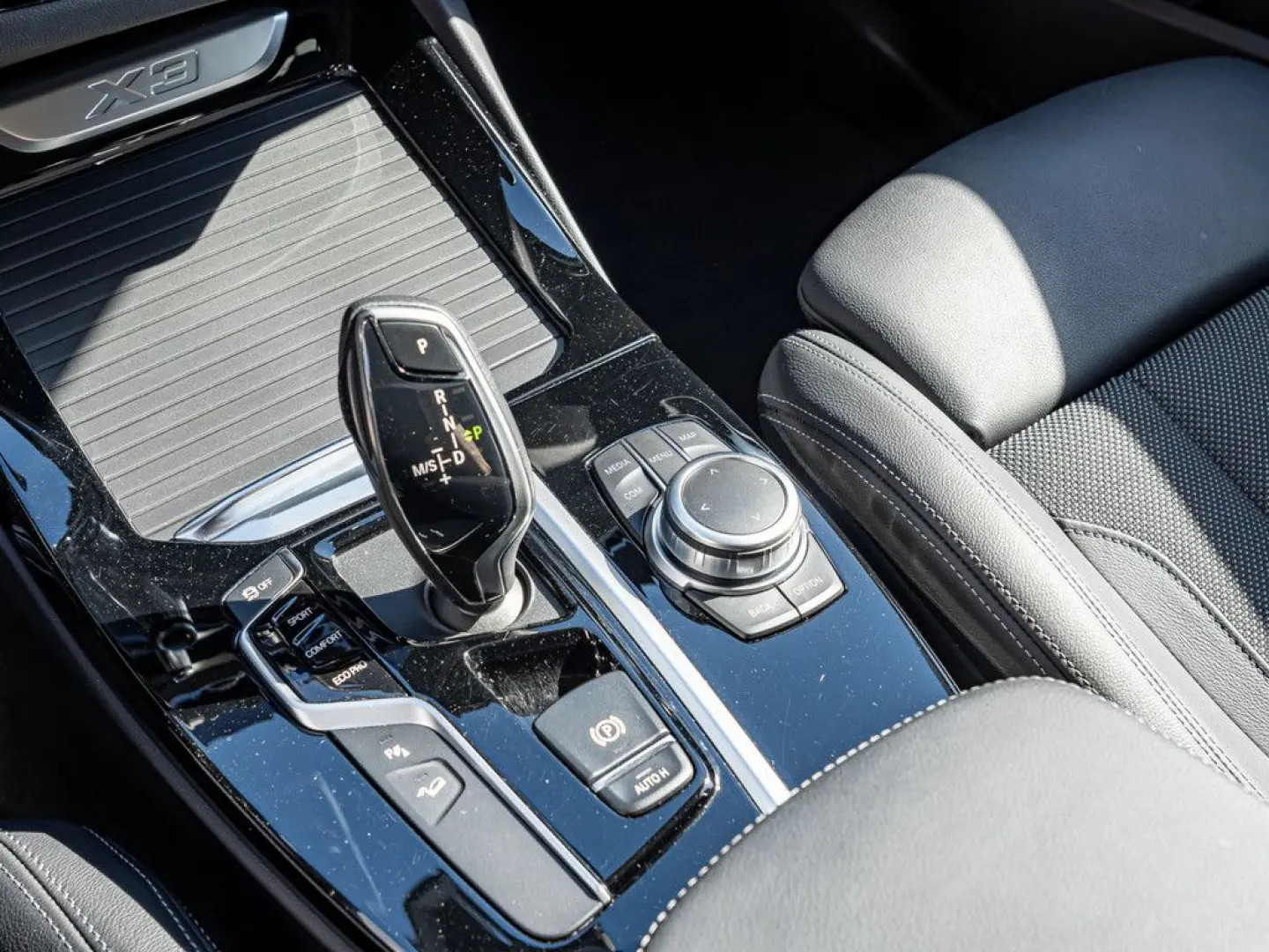 X3 xDrive20i xLine HUD LED NAVI KAMERA SHZ PDC