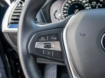 X3 xDrive20i xLine HUD LED NAVI KAMERA SHZ PDC