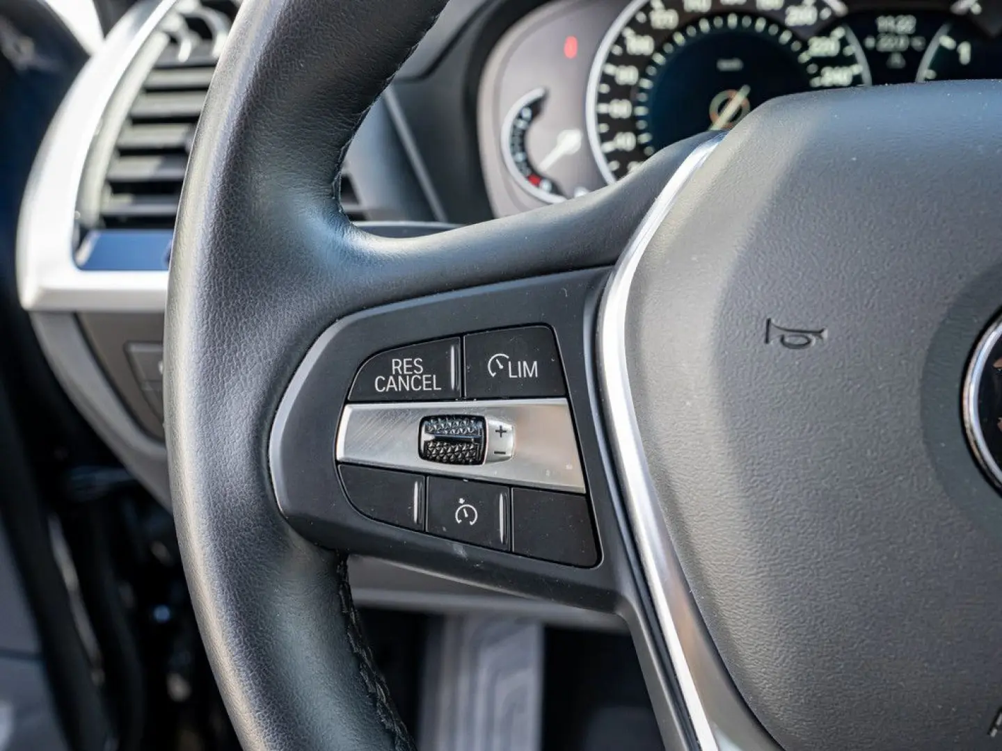 X3 xDrive20i xLine HUD LED NAVI KAMERA SHZ PDC