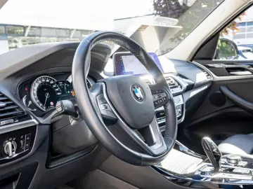 X3 xDrive20i xLine HUD LED NAVI KAMERA SHZ PDC