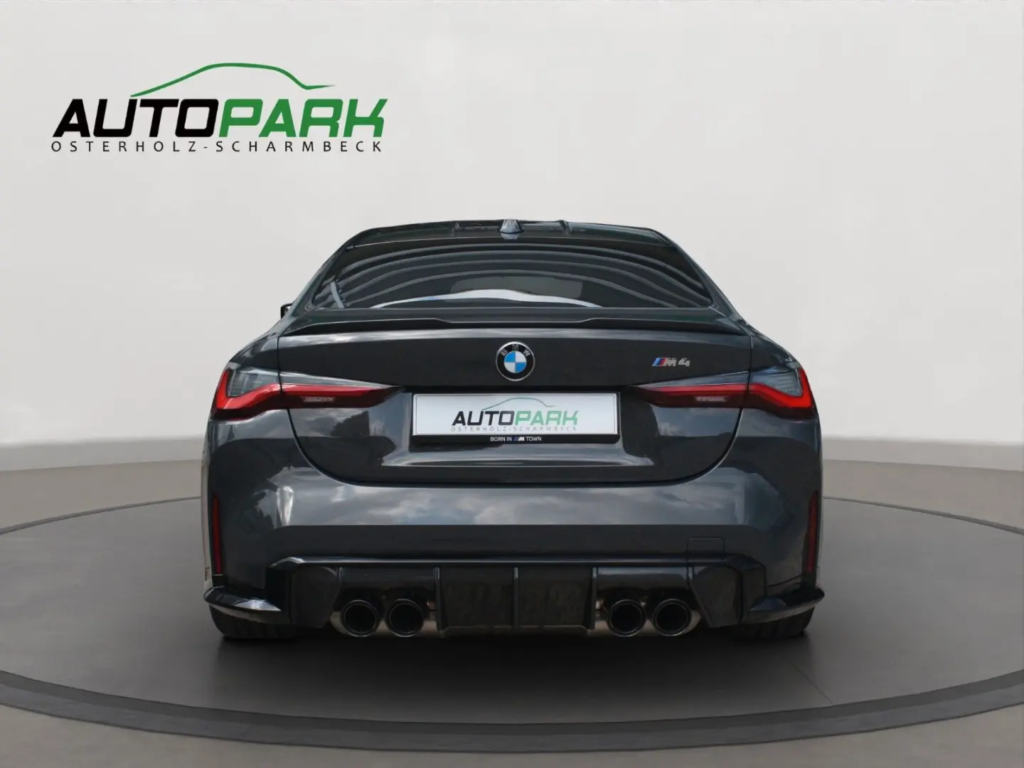 M4 Coupé   M Race Track   Individual   Carbon