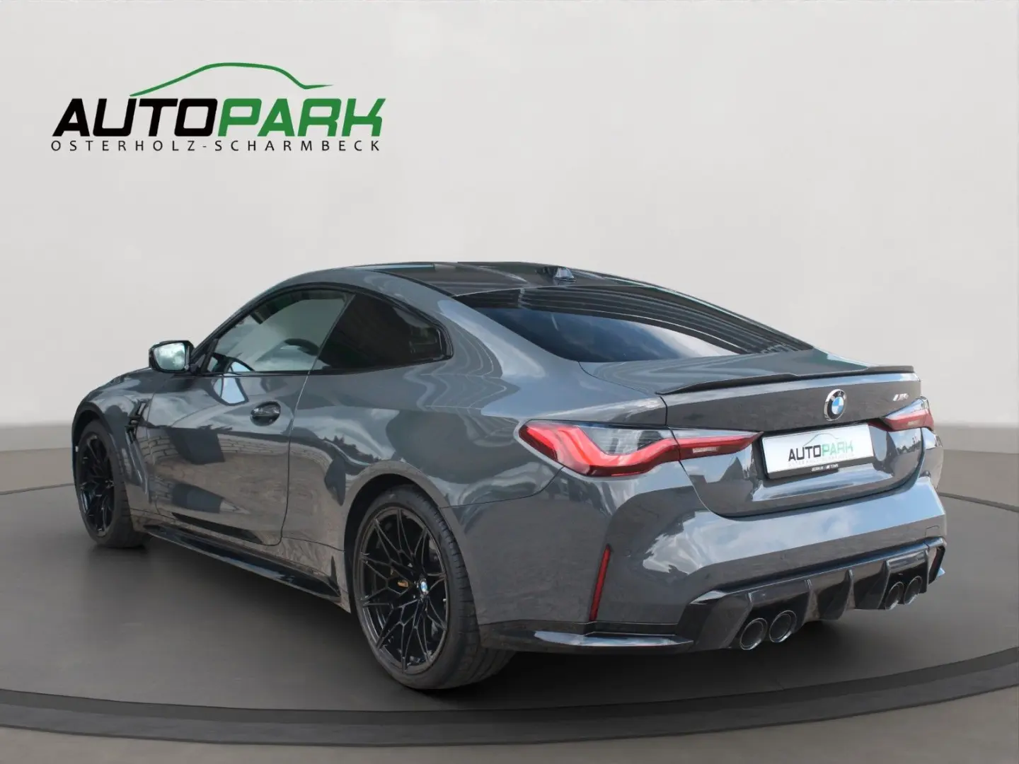 M4 Coupé   M Race Track   Individual   Carbon