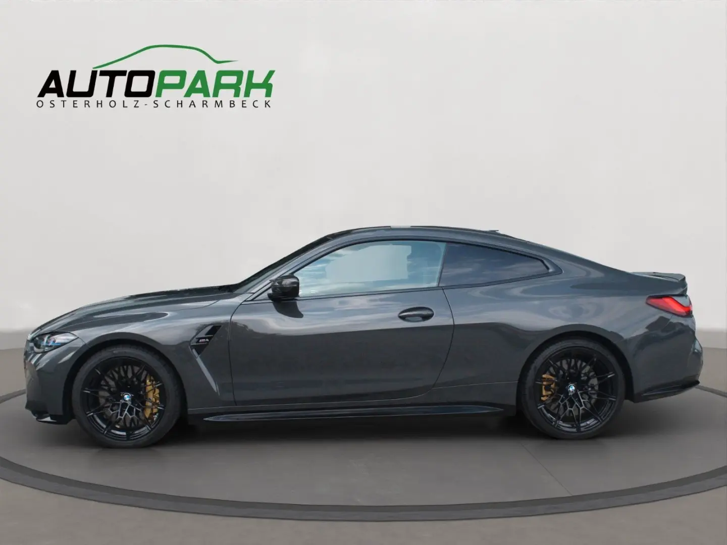 M4 Coupé   M Race Track   Individual   Carbon