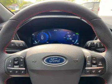 Kuga Plug-In Hybrid ST-Line