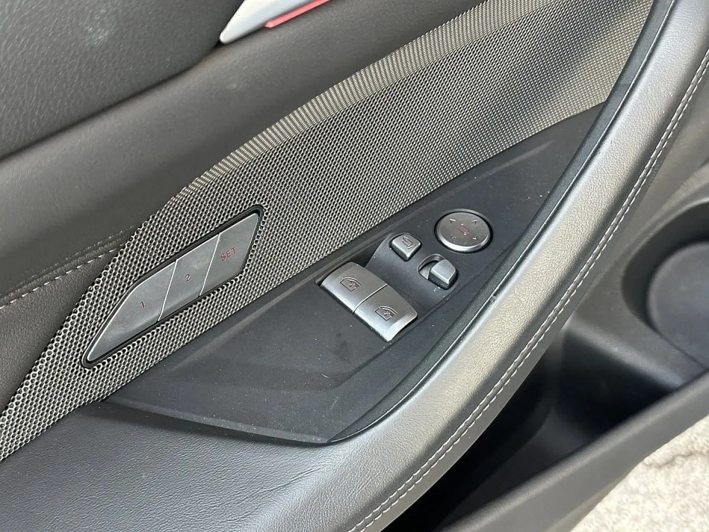 M4 Competition M xDrive Aut. M-Carbon Schalen...